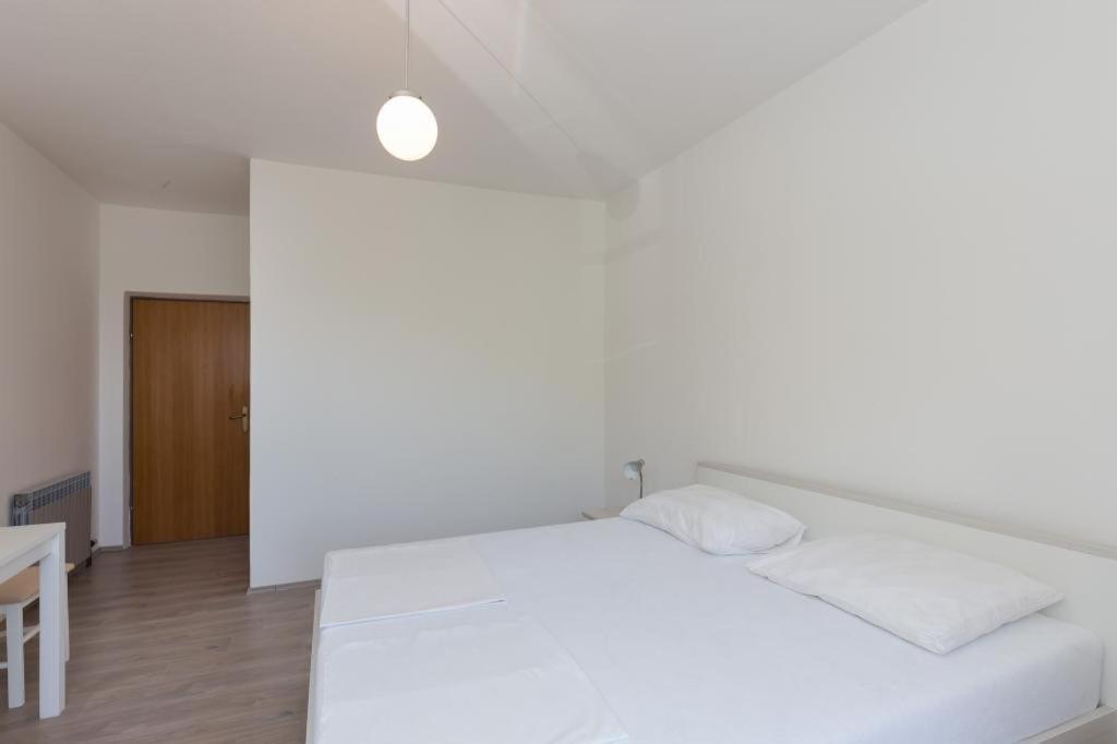 Rooms Villa Basica サプルナラ 部屋 写真